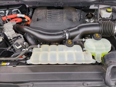 Used 2021 Ford F150 XLT w/ Equipment Group 302A High image 23