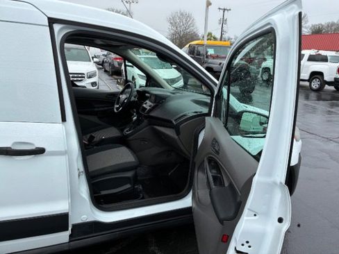Used 2019 Ford Transit Connect XL image 27