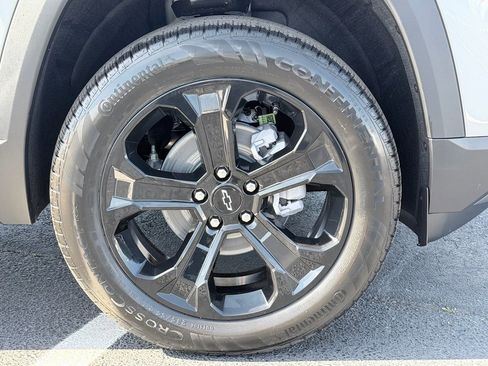 New 2026 Chevrolet Equinox LT w/ Convenience Package II image 29