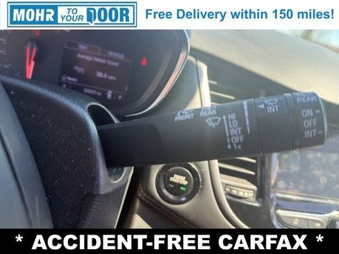 Used 2019 Chevrolet Trax LT w/ LT Convenience Package image 17