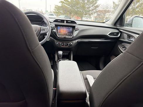 Used 2021 Chevrolet TrailBlazer LT w/ Convenience Package image 20