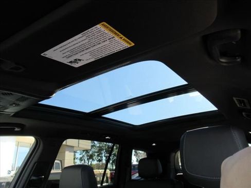 New 2025 Cadillac XT6 Premium Luxury image 25