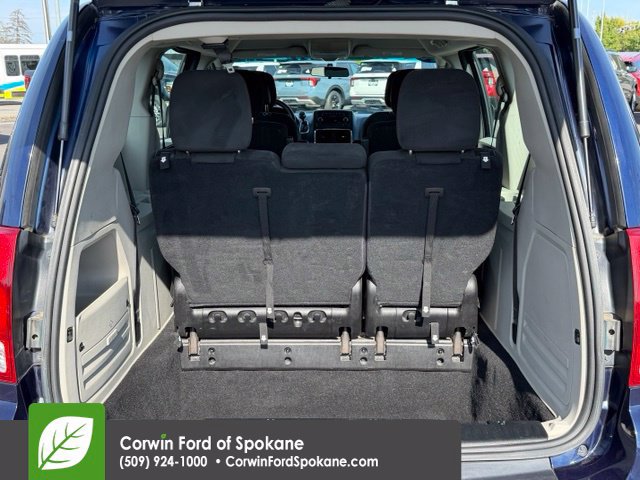Used 2015 Dodge Grand Caravan American Value Package FWD image 16