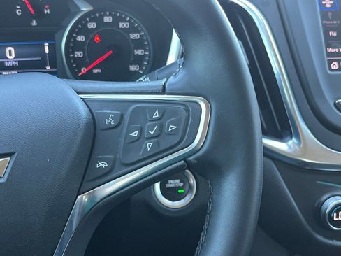 Used 2023 Chevrolet Equinox LT image 28