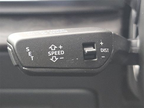 Used 2022 Audi Q7 3.0T Premium Plus image 33