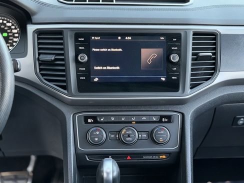 Used 2020 Volkswagen Atlas Cross Sport SE image 44