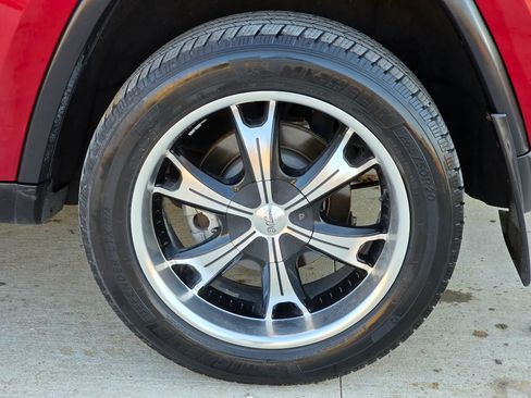 Used 2012 Jeep Grand Cherokee Overland image 32