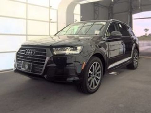 Used 2019 Audi Q7 3.0T Prestige AWD/4WD image 2