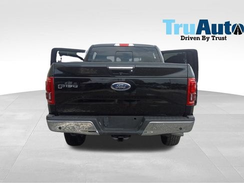 Used 2016 Ford F150 Lariat w/ Equipment Group 502A Luxury AWD/4WD image 14