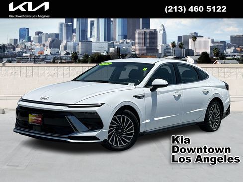 Used 2025 Hyundai Sonata SEL FWD image 1