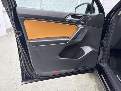 Used 2019 Volkswagen Tiguan SE image 13