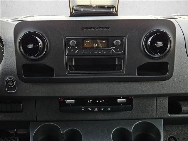Used 2025 Mercedes-Benz Sprinter 2500 image 13