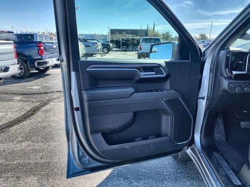 New 2026 Chevrolet Silverado 1500 LT w/ Z71 Off-Road Package AWD/4WD image 29