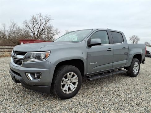 Used 2019 Chevrolet Colorado LT w/ LT Convenience Package image 4