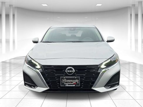 Used 2023 Nissan Altima 2.5 SL FWD image 8