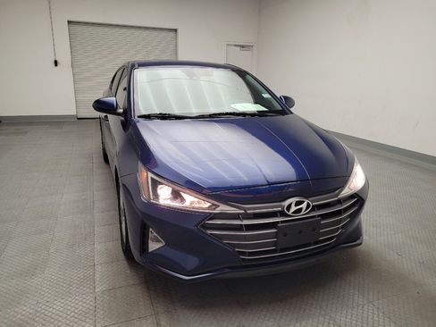 Used 2020 Hyundai Elantra SEL image 14