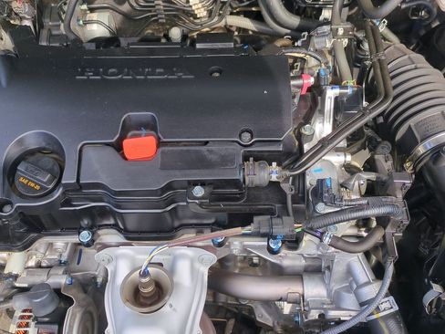 Certified 2024 Honda HR-V LX image 25