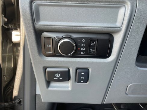 Used 2025 Ford F150 Lightning Flash image 14