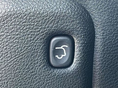 Used 2017 Jeep Grand Cherokee Limited AWD/4WD image 14