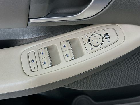 Used 2024 Hyundai Sonata SEL FWD image 15