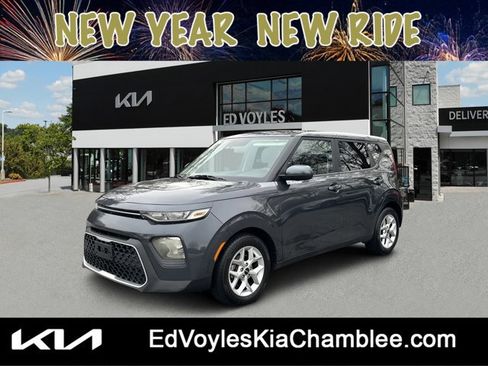 Used 2022 Kia Soul LX w/ Technology Package image 1