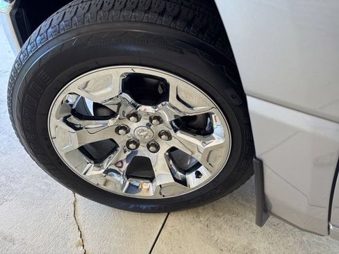 Used 2022 RAM 1500 Big Horn AWD/4WD image 38