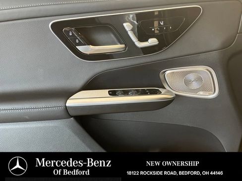 Used 2026 Mercedes-Benz GLC 300 4MATIC image 11