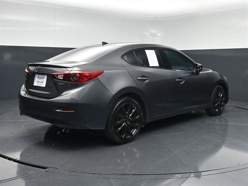 Used 2016 MAZDA MAZDA3 s Touring FWD image 6
