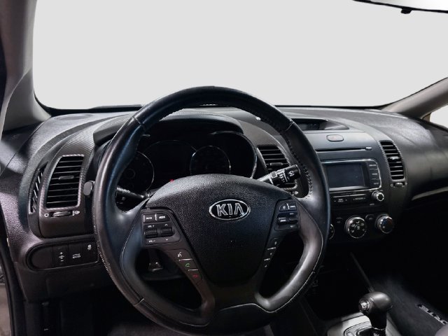 Used 2015 Kia Forte EX w/ UVO Package W/17" Alloys FWD image 11