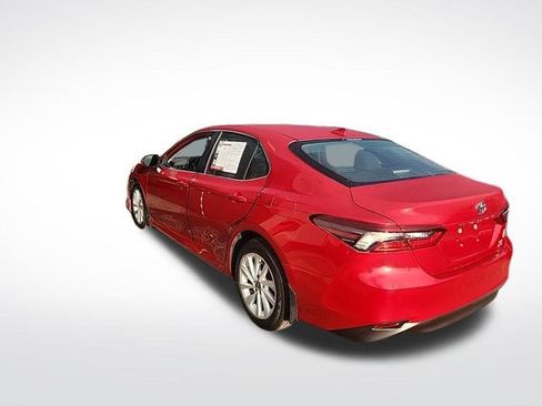 Used 2023 Toyota Camry LE image 6