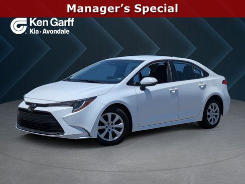 Used 2024 Toyota Corolla LE FWD image 1