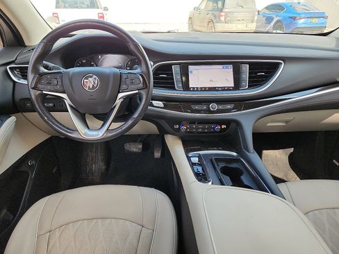 Used 2023 Buick Enclave Avenir w/ Avenir Technology Package image 11