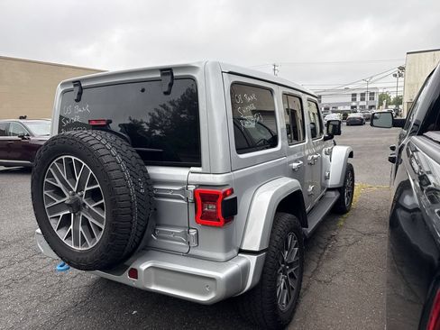 Used 2024 Jeep Wrangler High Altitude AWD/4WD image 37