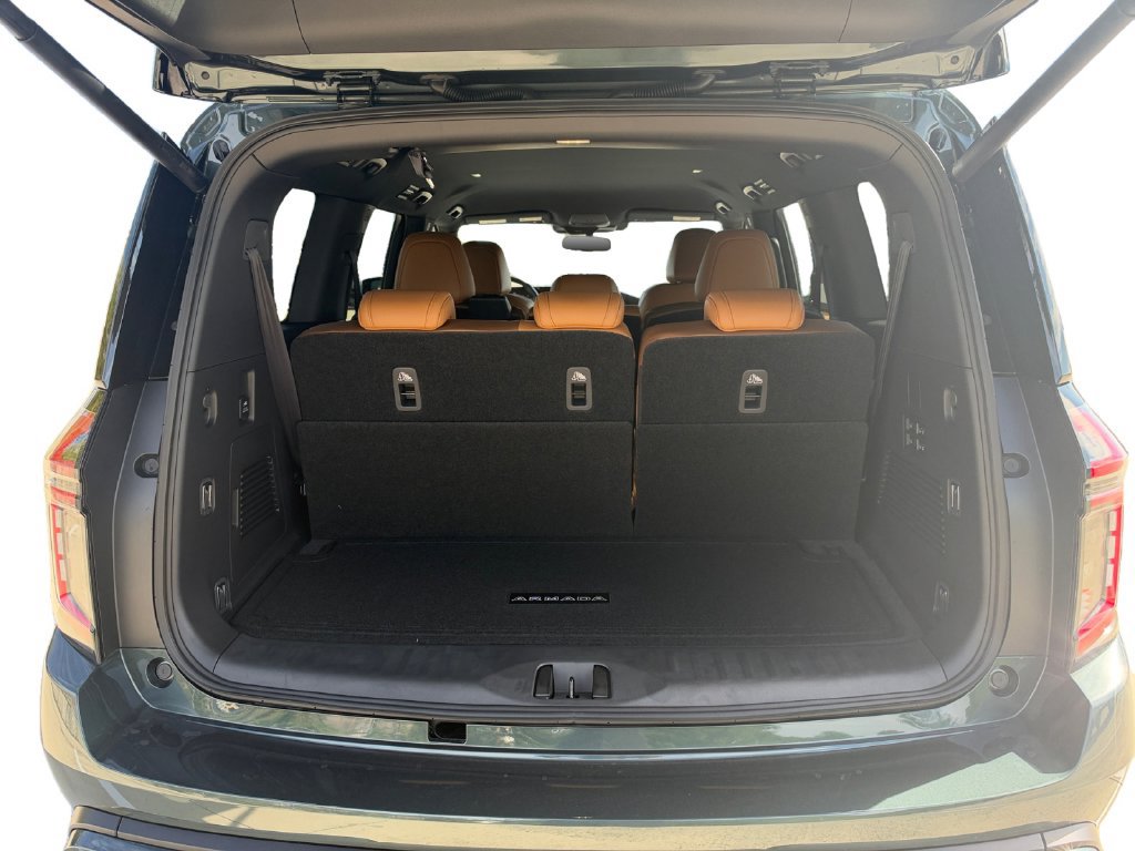 New 2027 Nissan Armada SL RWD image 18