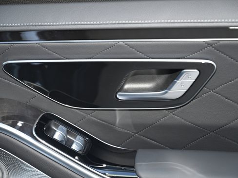 Used 2022 Mercedes-Benz S 580 4MATIC Sedan image 48