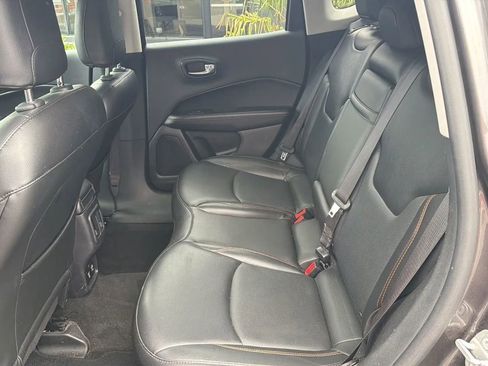 Used 2019 Jeep Compass Limited w/ Safety & Security Group AWD/4WD image 8