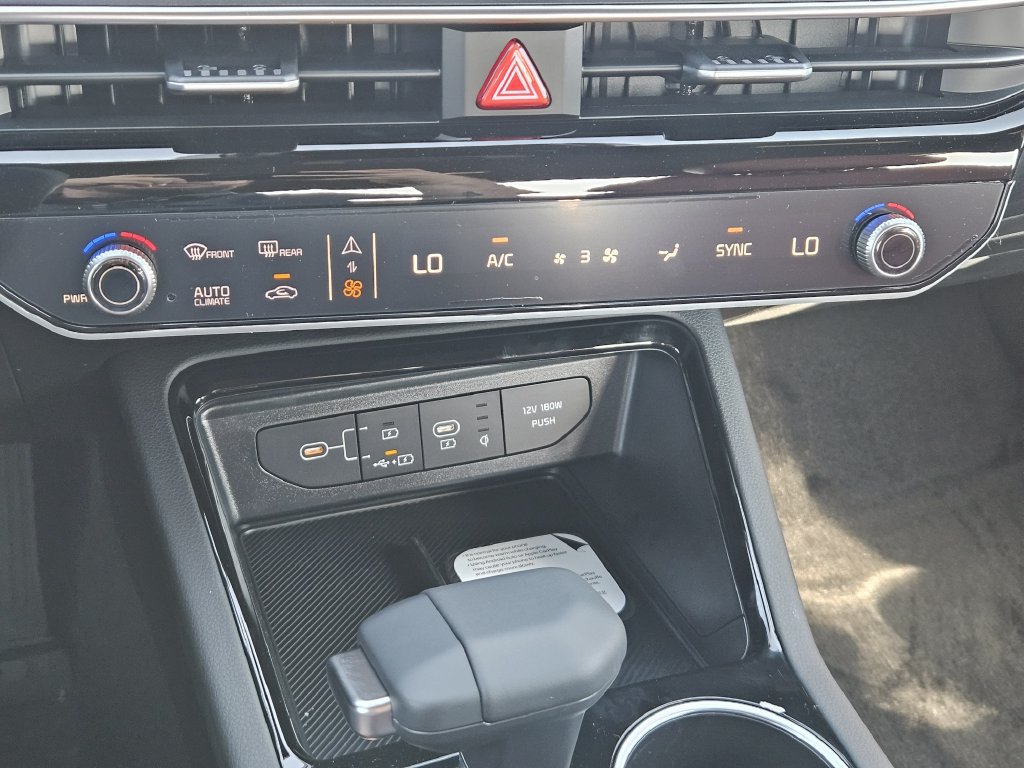 New 2027 Kia K5 GT-Line AWD/4WD image 17
