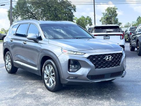 Used 2019 Hyundai Santa Fe SEL FWD image 8