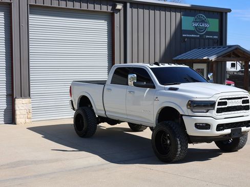 Used 2022 RAM 2500 Laramie image 17