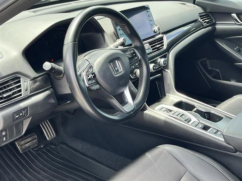 Used 2022 Honda Accord Sport image 15