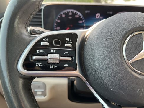 Used 2020 Mercedes-Benz GLS 450 4MATIC image 19