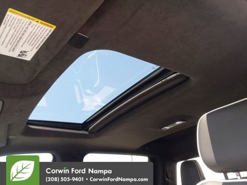 Used 2024 GMC Sierra 2500 AT4X image 22