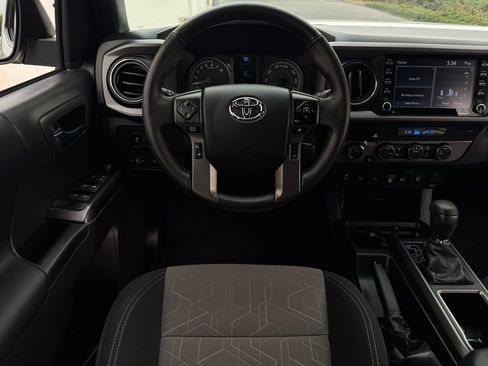 Certified 2023 Toyota Tacoma TRD Off-Road w/ Technology Package AWD/4WD image 13