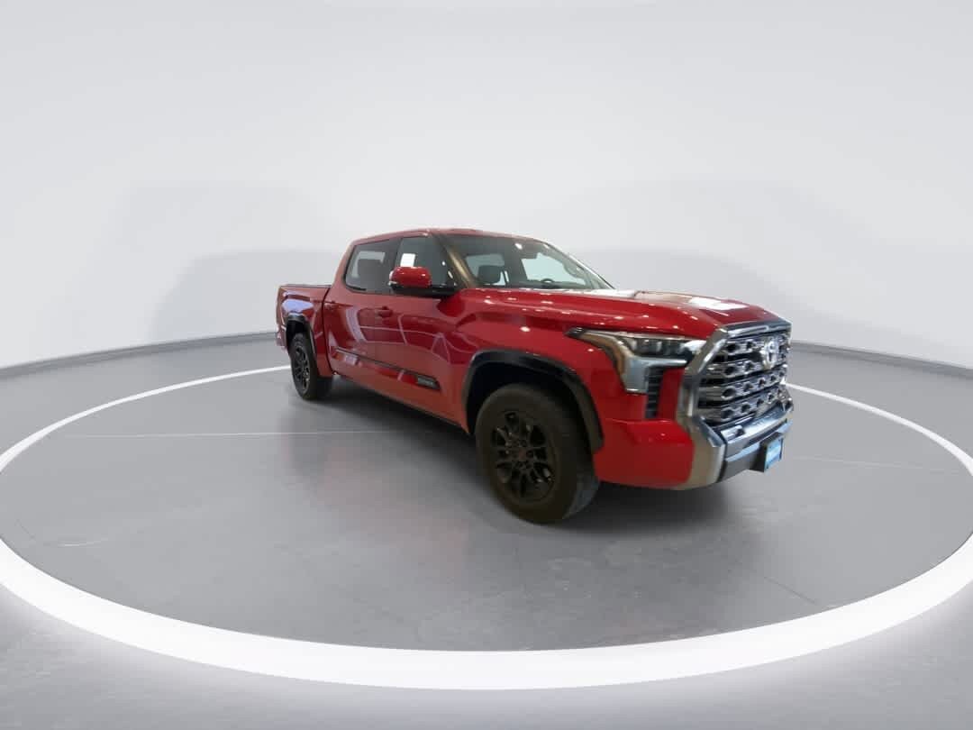 Used 2024 Toyota Tundra Platinum AWD/4WD image 2