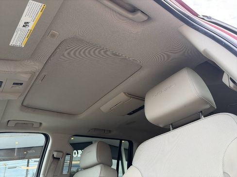 Used 2019 GMC Yukon XL Denali w/ Denali Ultimate Package AWD/4WD image 34