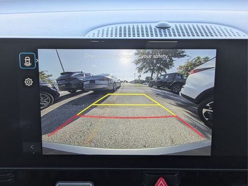 Used 2025 Hyundai Ioniq 5 SEL RWD image 21