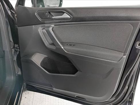 Used 2018 Volkswagen Tiguan S FWD image 24