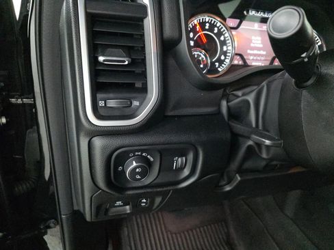 Used 2022 RAM 1500 Big Horn image 18