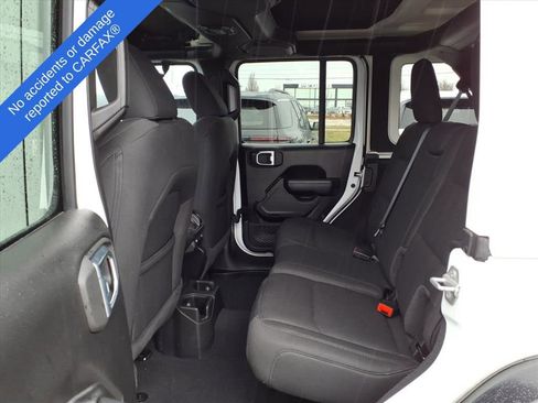 Used 2022 Jeep Wrangler Unlimited Sport image 13