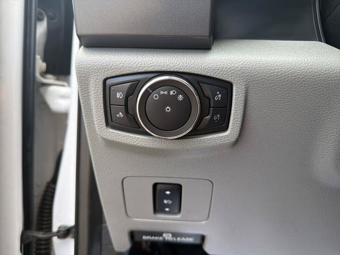 Used 2017 Ford F350 XLT w/ XLT Value Package AWD/4WD image 13